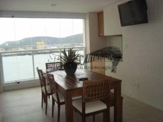 Apartamento para Venda em Santos - 2