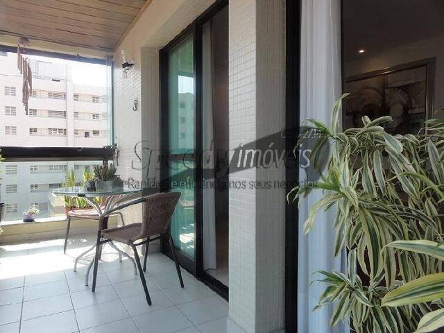 Apartamento para Venda em Santos - 2