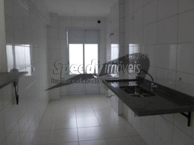 Apartamento para Venda em Santos - 4
