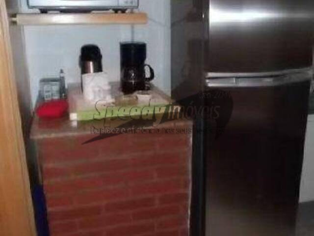 Cozinha do apartamento em Santos.