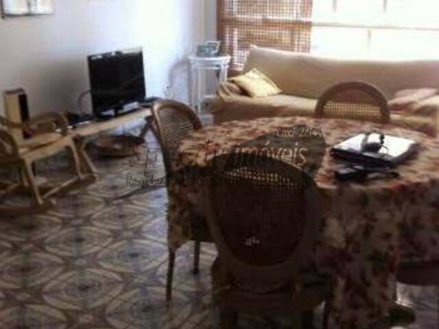 Apartamento para Venda em Santos - 2