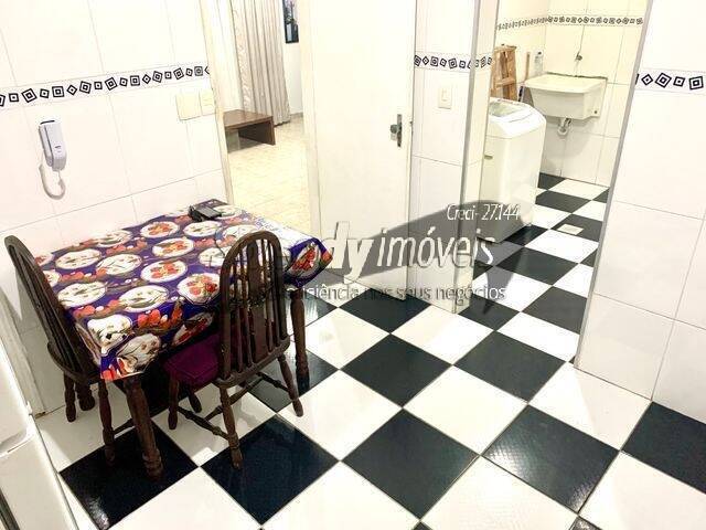 Apartamento para Venda em Santos - 4