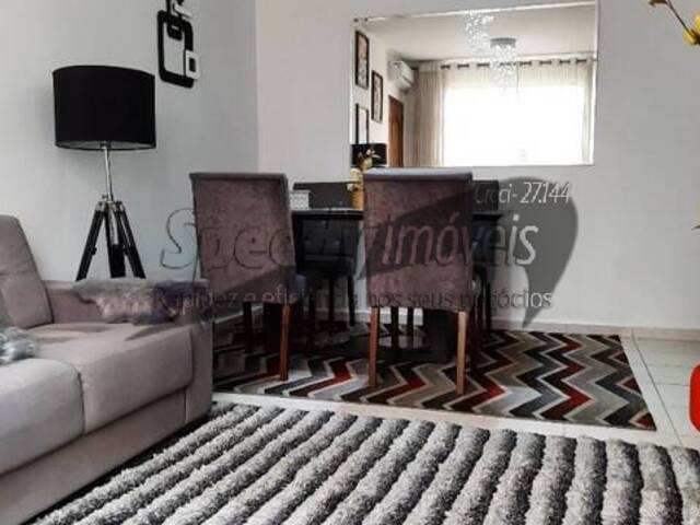 Apartamento para Venda em Santos - 2