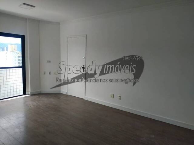 Apartamento para Venda em Santos - 2