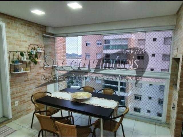 Apartamento para Venda em Santos - 2