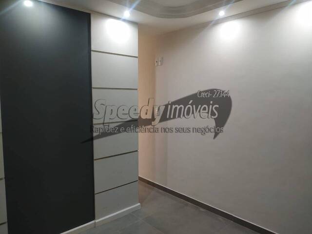 Sala Living para Venda em Santos - 4
