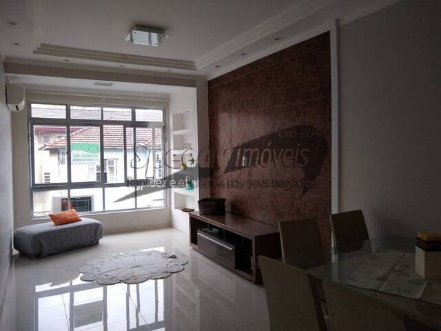 Apartamento para Venda em Santos - 2