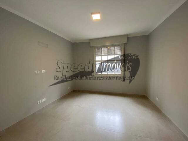 Apartamento para Venda em Santos - 5