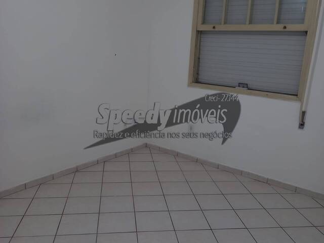 Apartamento para Venda em Santos - 4