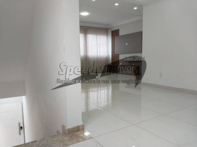 #511211825 - Apartamento para Locação em Santos - SP