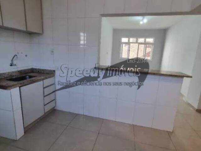 #3692 - Apartamento para Locação em Santos - SP - 1