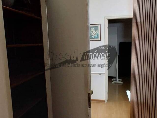 Apartamento para Venda em Santos - 4