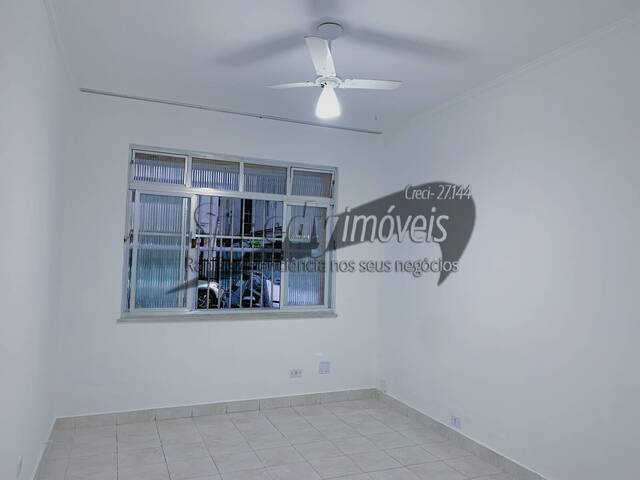 #3757 - Apartamento para Locação em Santos - SP - 2