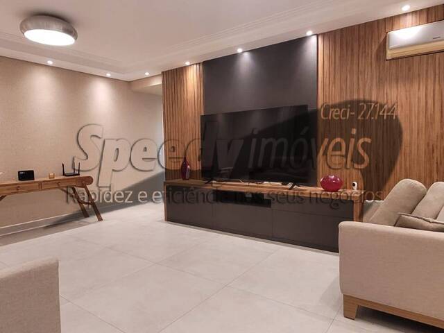 Venda em Ponta da Praia - Santos