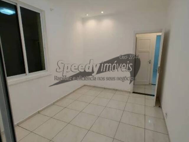 #3799 - Apartamento para Venda em Santos - SP - 2