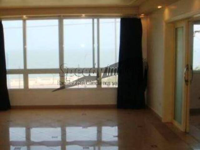 Apartamento para Venda em Santos - 2