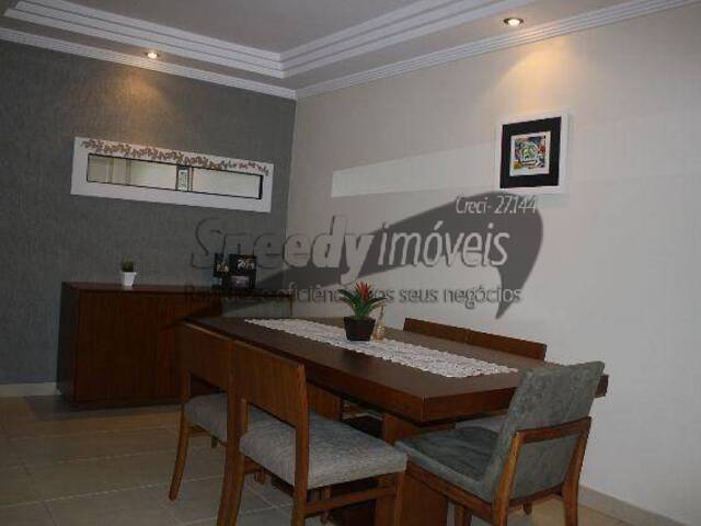 Apartamento para Venda em Santos - 2