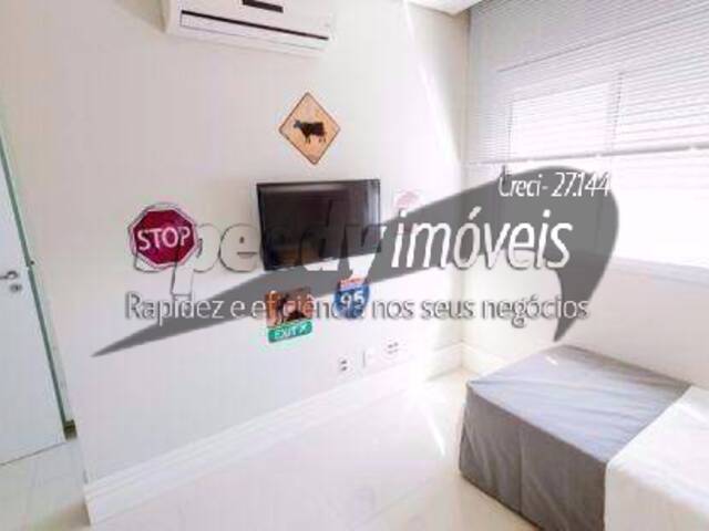 Apartamento para Venda em Santos - 4