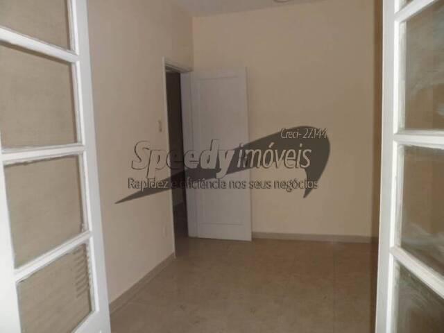 Apartamento para Venda em Santos - 2