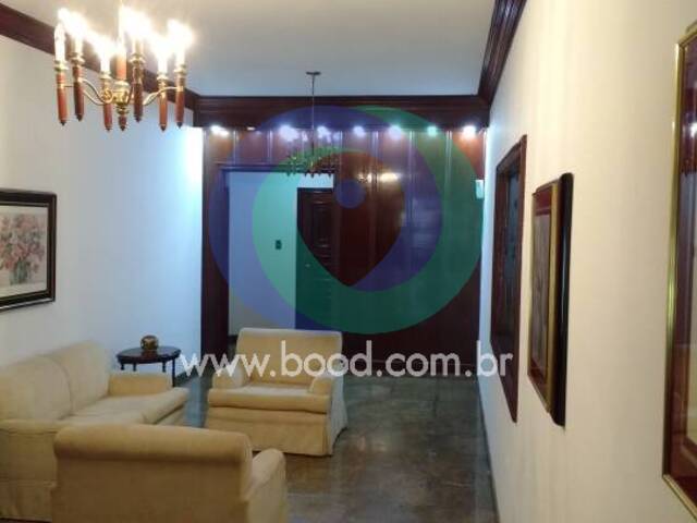 #2040 - Apartamento para Venda em Santos - SP