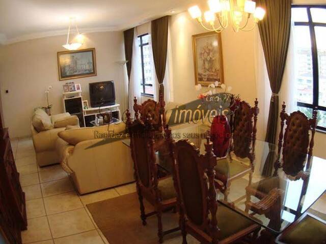 Apartamento para Venda em Santos - 2