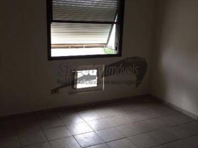 Apartamento para Venda em Santos - 2