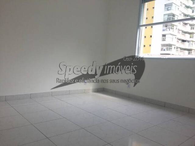 Apartamento para Venda em Santos - 4