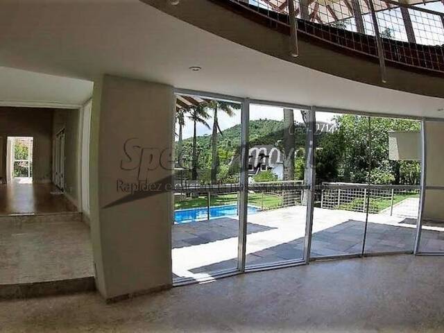 #2265 - Casa em condomínio para Venda em Santana de Parnaíba - SP