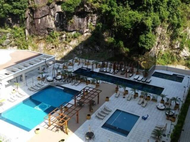 Apartamento para Venda em Santos - 2