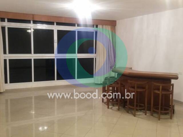 #2303 - Apartamento para Locação em Santos - SP