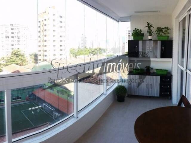 Apartamento para Venda em Santos - 2