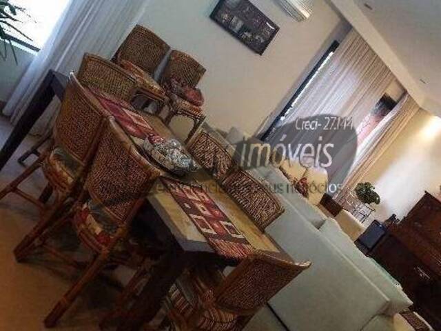 Apartamento para Venda em Santos - 2