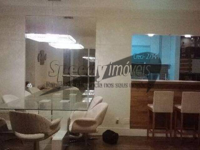 Apartamento para Venda em Santos - 2