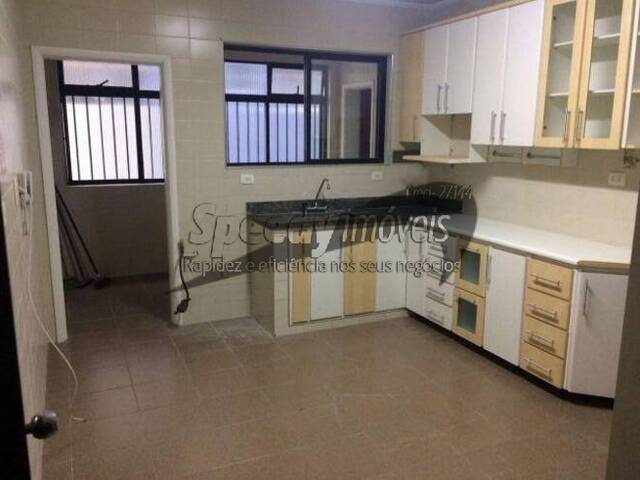 Apartamento para Venda em Santos - 2