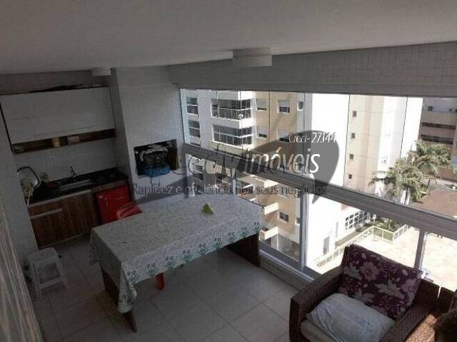 Apartamento para Venda em Santos - 2