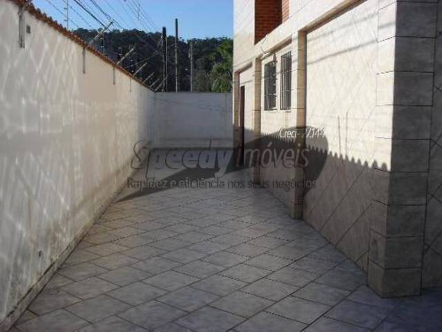 Sobrado para Venda em Praia Grande - 3