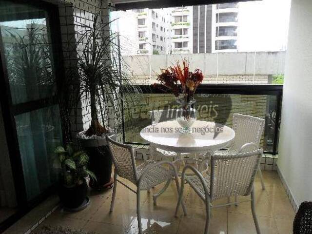 Apartamento para Venda em Santos - 2