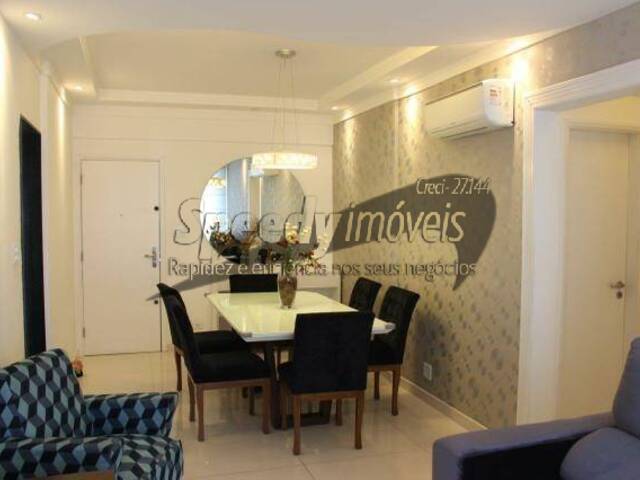 Apartamento para Venda em Santos - 2