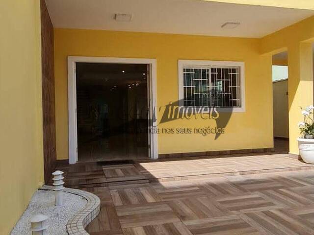 Sobrado para Locação em Santos - 3