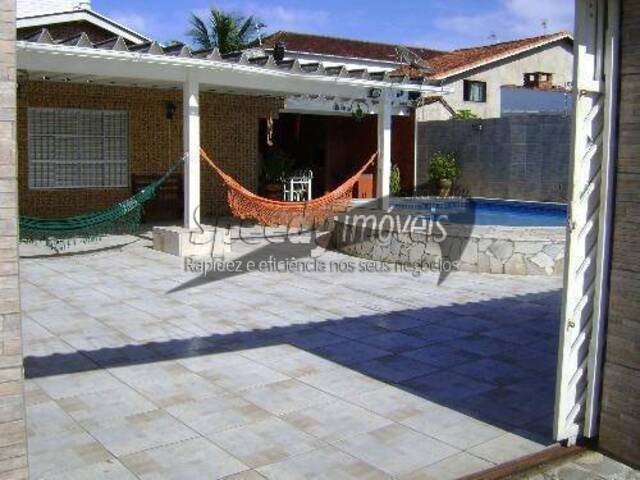 Casa para Venda em Praia Grande - 2