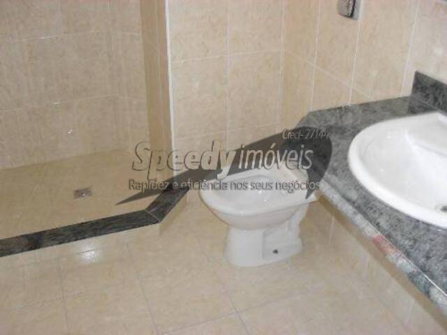 Apartamento para Venda em Santos - 4
