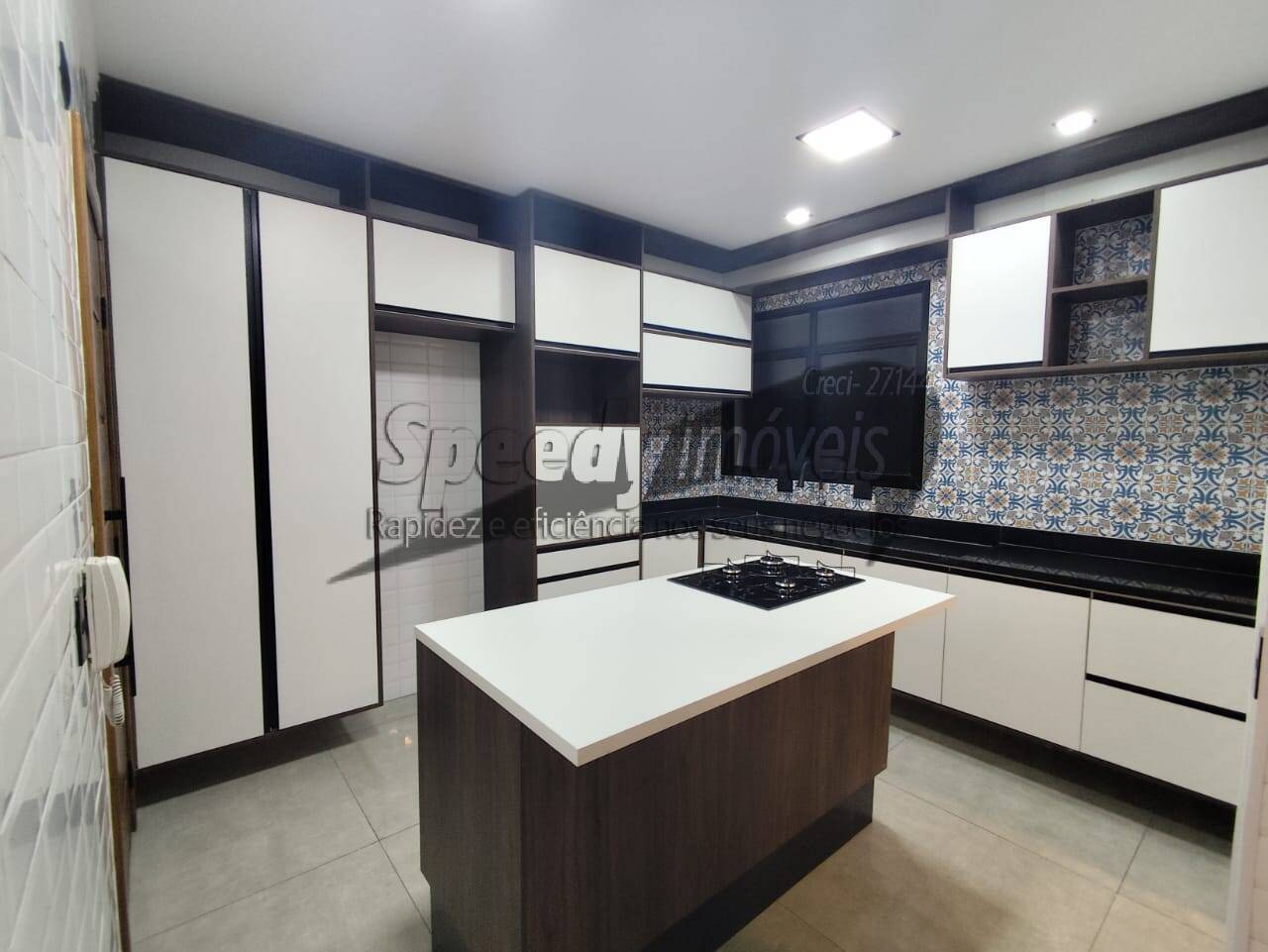 Apartamento à venda com 3 quartos, 160m² - Foto 19
