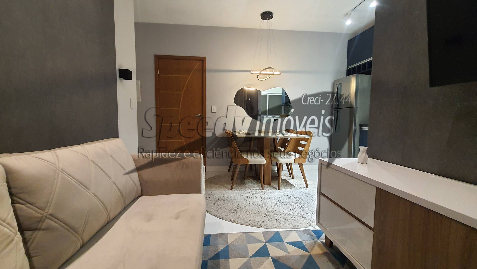 Apartamento à venda com 2 quartos, 46m² - Foto 2